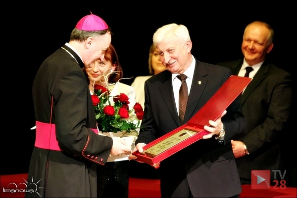 Limanowa miastem od 450 lat.Bp Andrzej Jeż z honorami