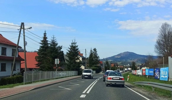 Powrót z majówki. Przejechać dzisiaj przez Mszanę Dolną nie jest łatwo
