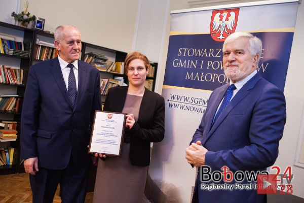 "Srebrna płyta chodnikowa" dla Mszany Dolnej