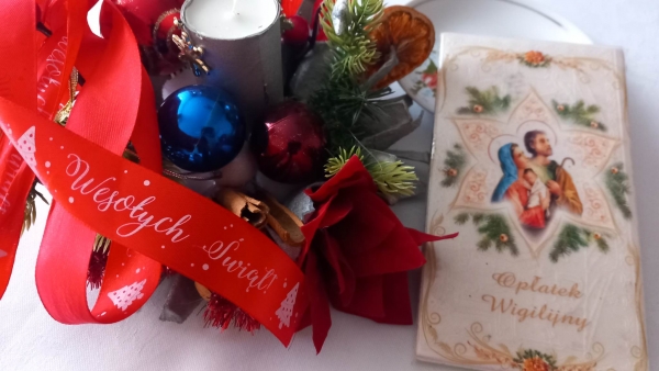 Parafia pw. św. Stanisława Kostki przyjmuje zgłoszenia uczestników Wigilii. Zaproszenie kieruje do osób starszych i samotnych