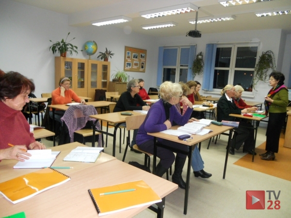 Gaude Amus…czyli jak zostać studentem Limanowskiego Uniwersytetu III Wieku