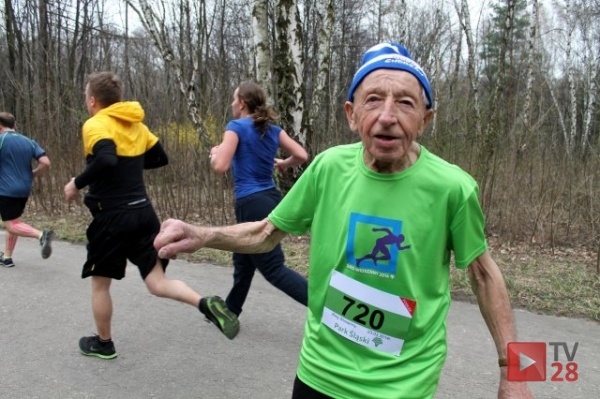 Niestrudzony Edward Mucha wystartuje w Mini Cracovia Maratonie