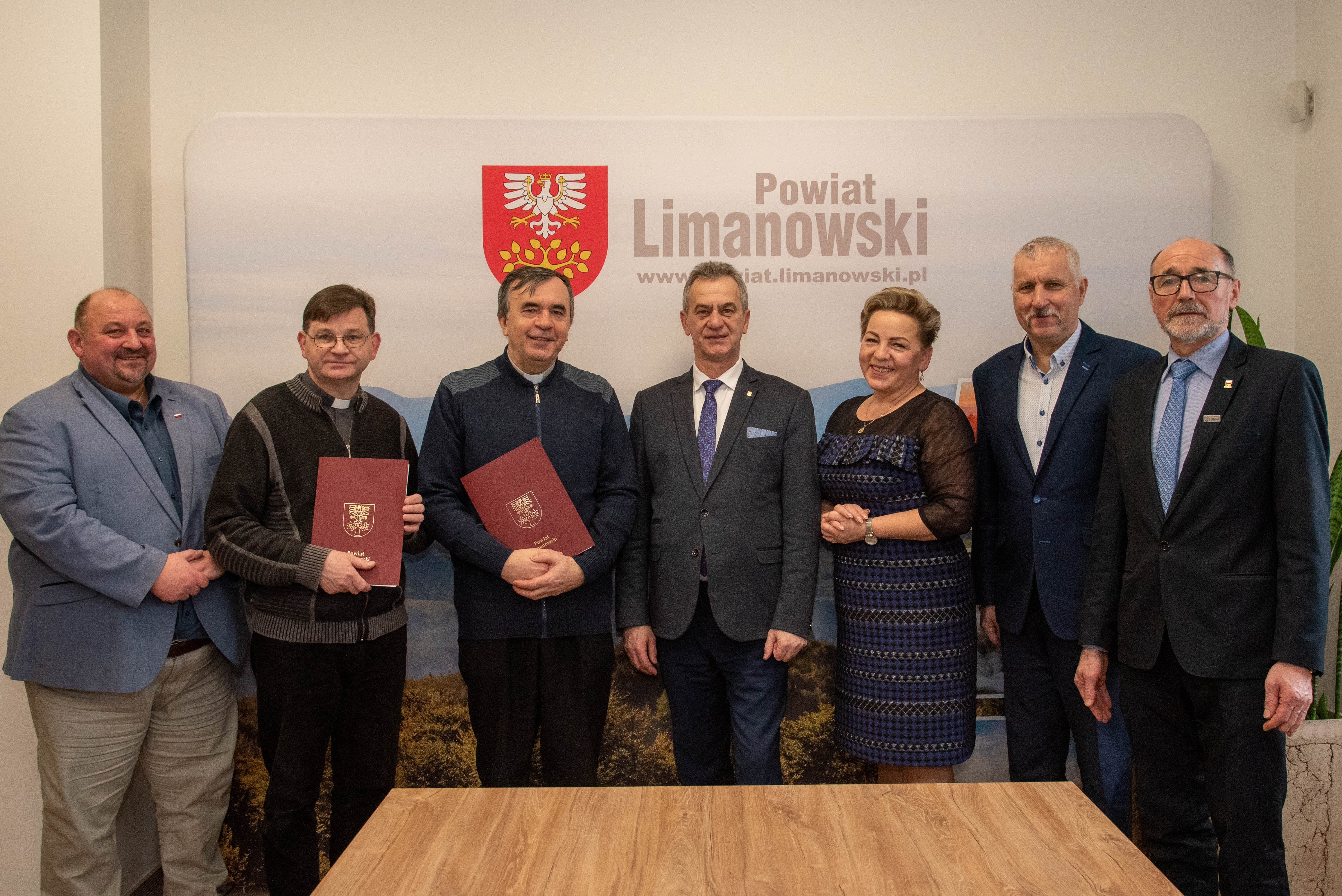 200 tys. zł z budżetu powiatu na remont zabytkowych kościołów