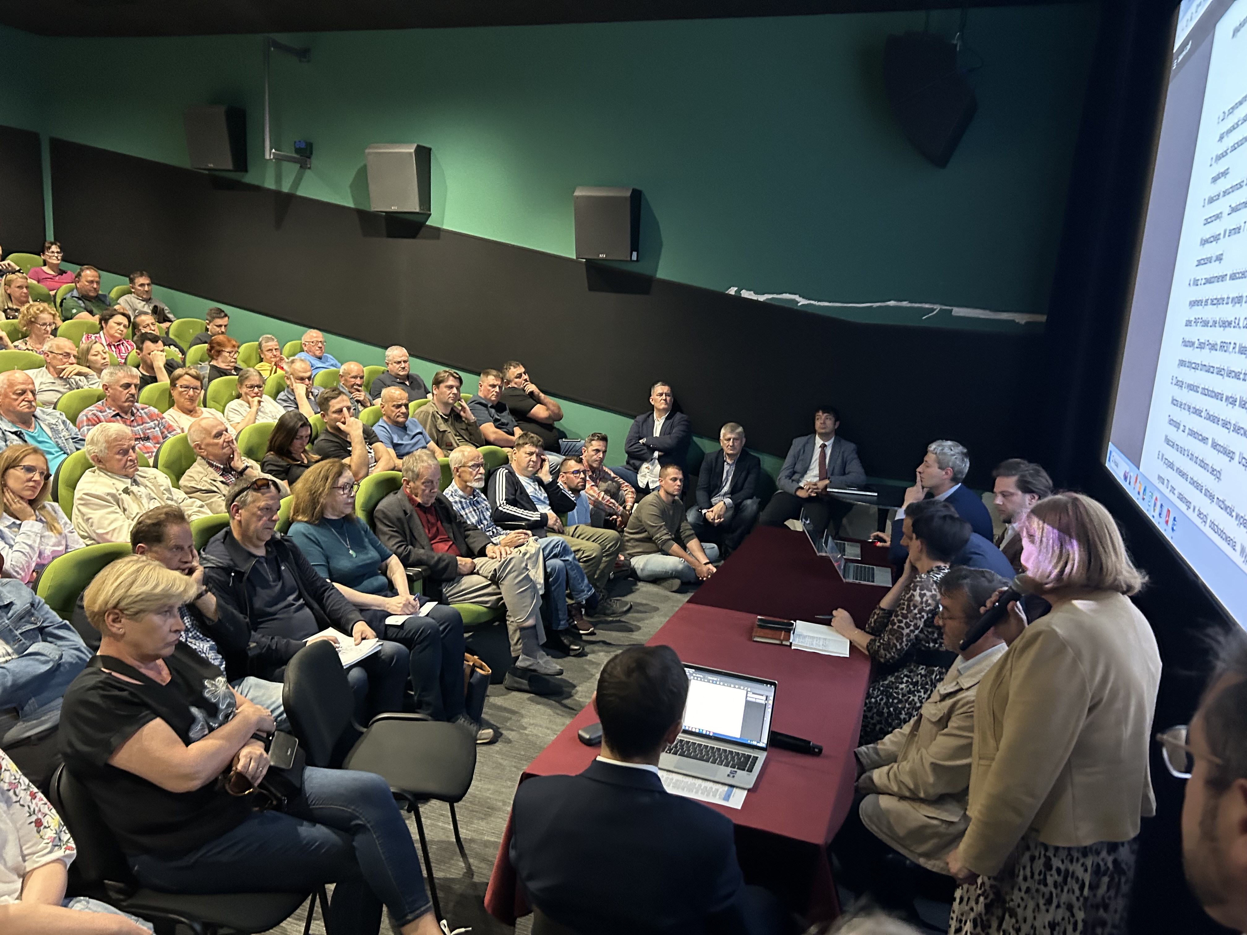 Przebudowa kolei utrudni życie mieszkańcom. Decyzje zapadały wcześniej i nie wszystkie problemy da się rozwiązać