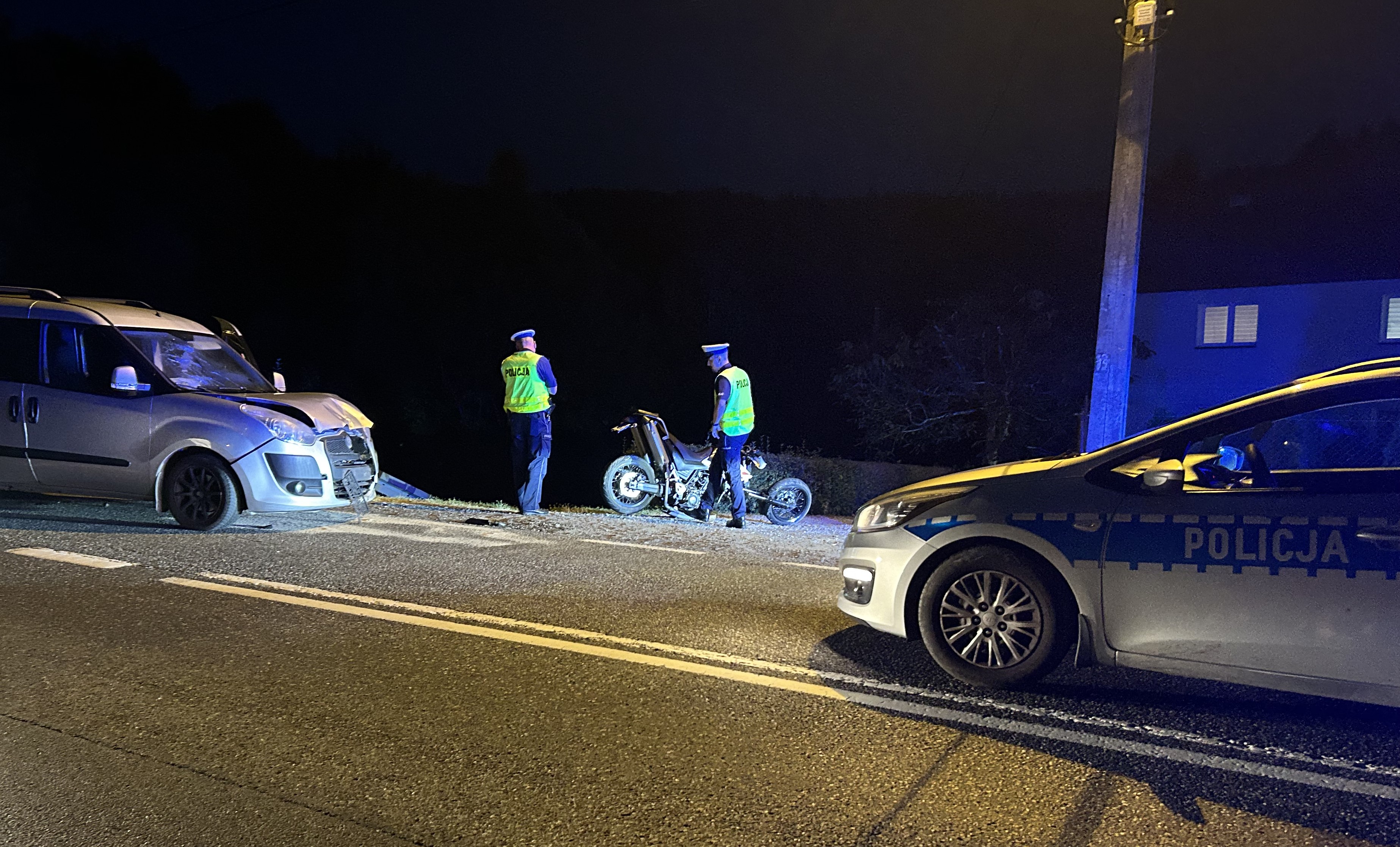 Mszana Dolna, Zderzenie samochodu osobowego z motocyklem