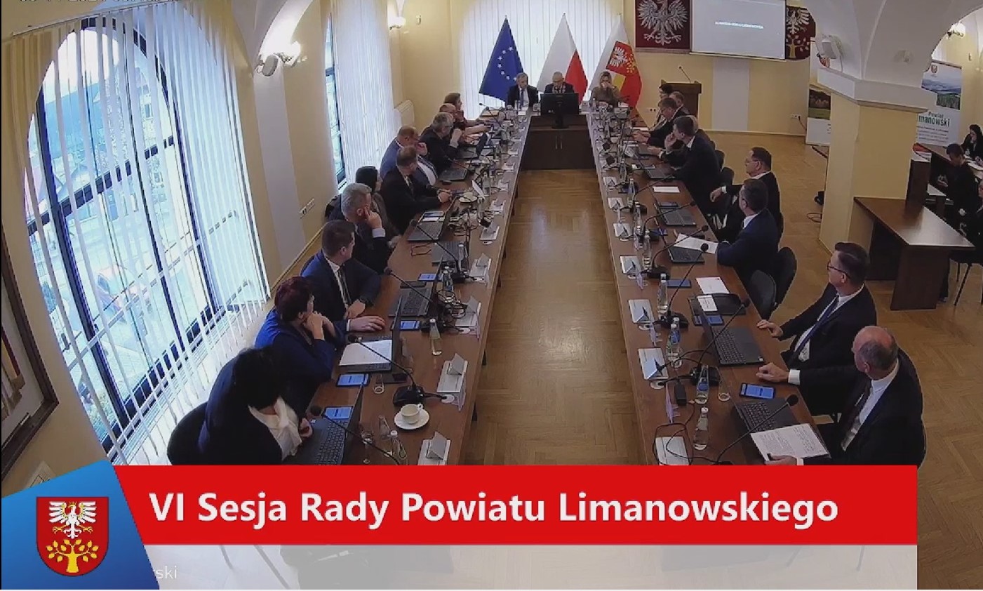 Dwugłos w klubie PiS. Różna ocena złożenia mandatu radnej przez Agatę Ziębę