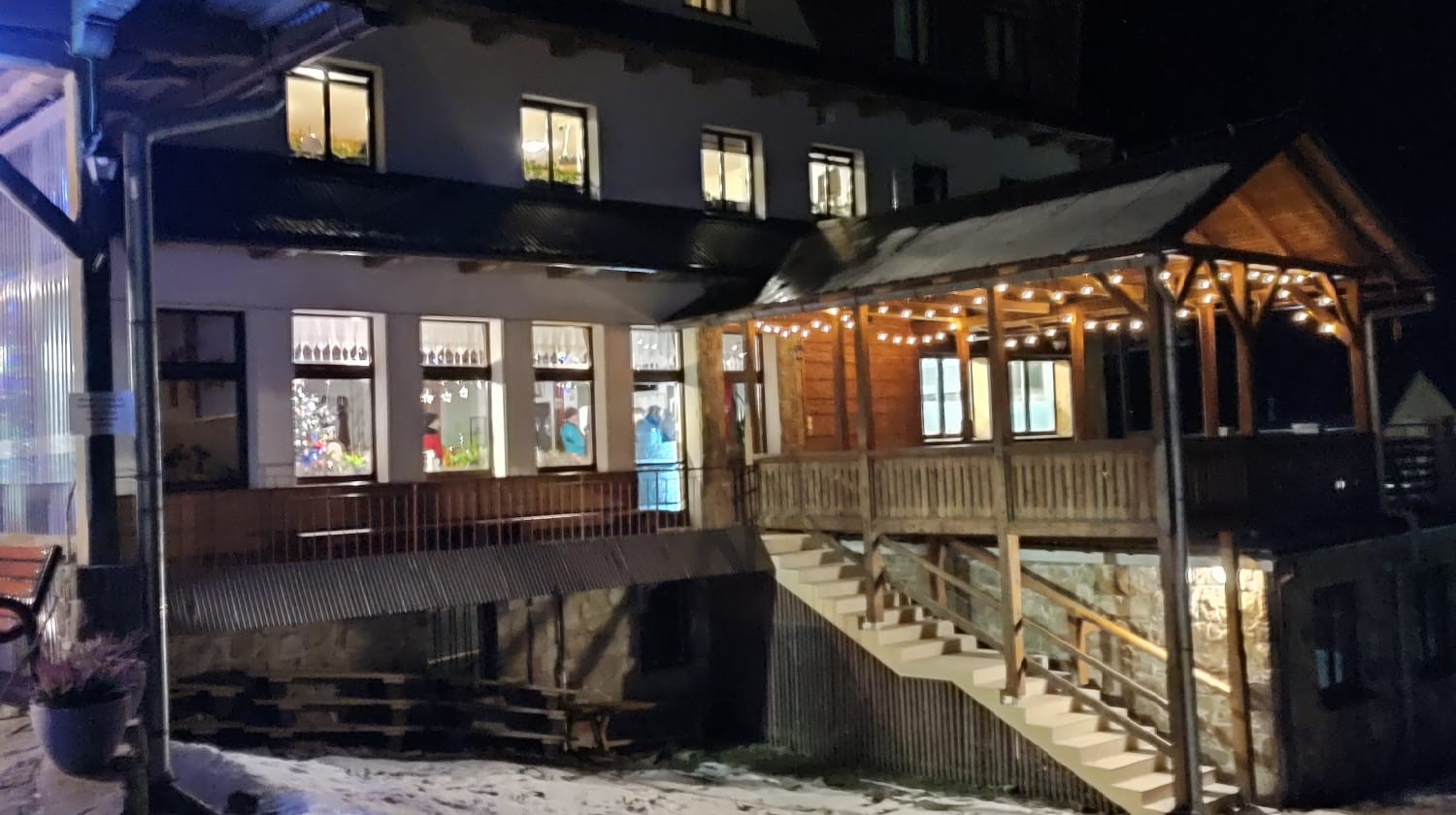 Tak witano Nowy Rok na Śnieżnicy. Ośrodek zaprasza również podczas ferii