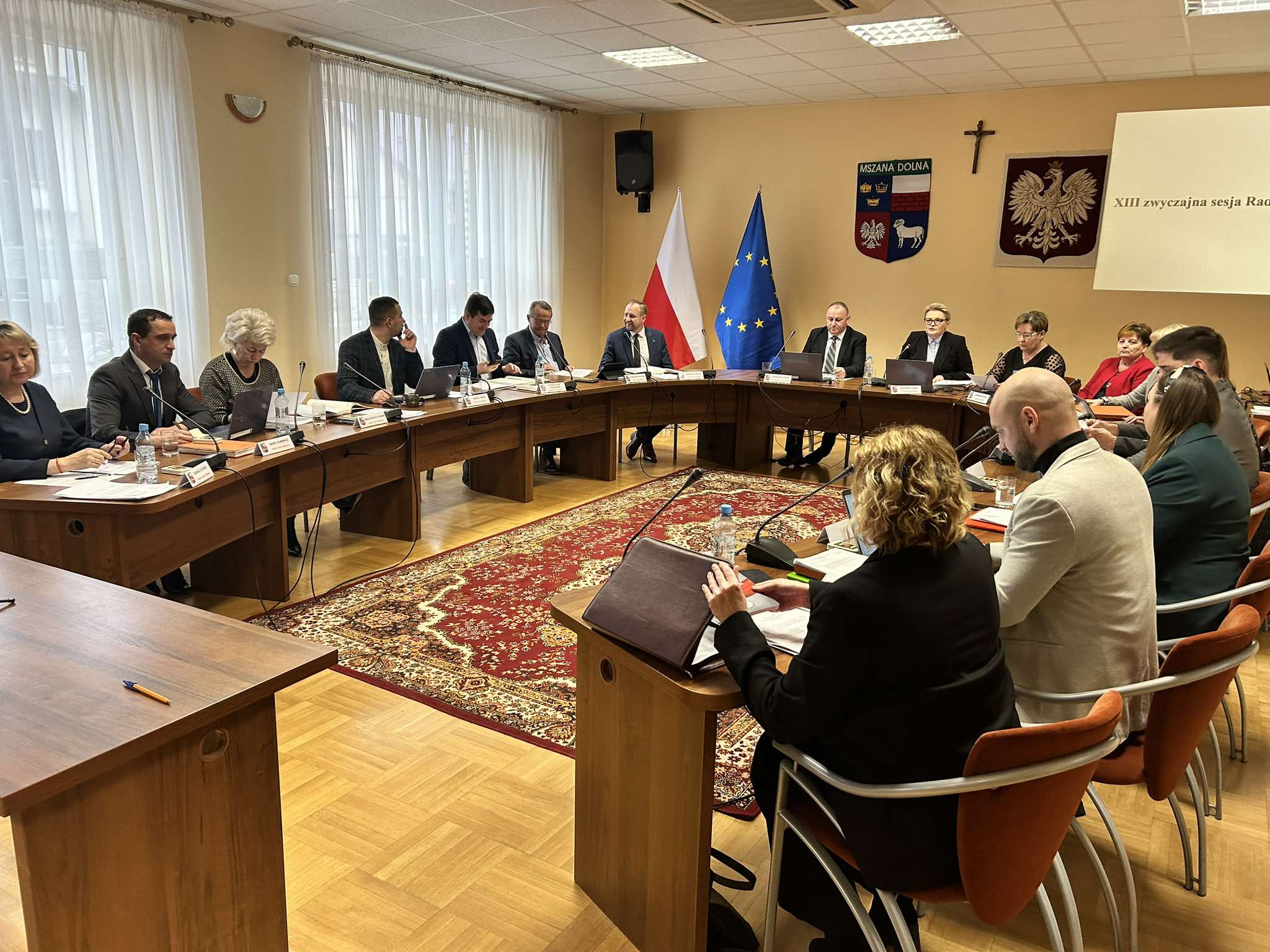 Mszana Dolna. Radni miejscy podjęli rezolucję. Są przeciwni Centrum Integracji Cudzoziemców