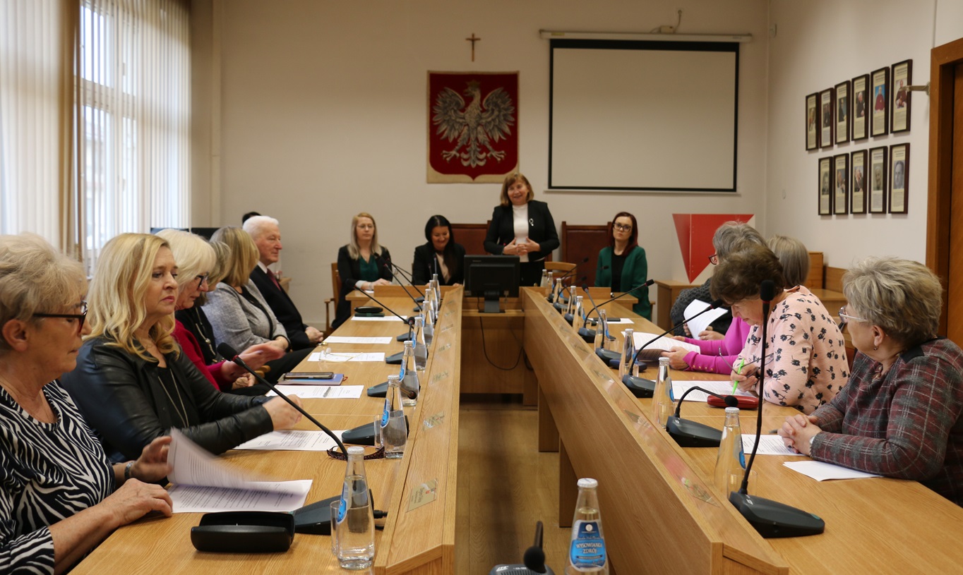 Limanowa. Wybrano Miejską Radę Seniorów. Pierwsza sesja w przyszłym tygodniu