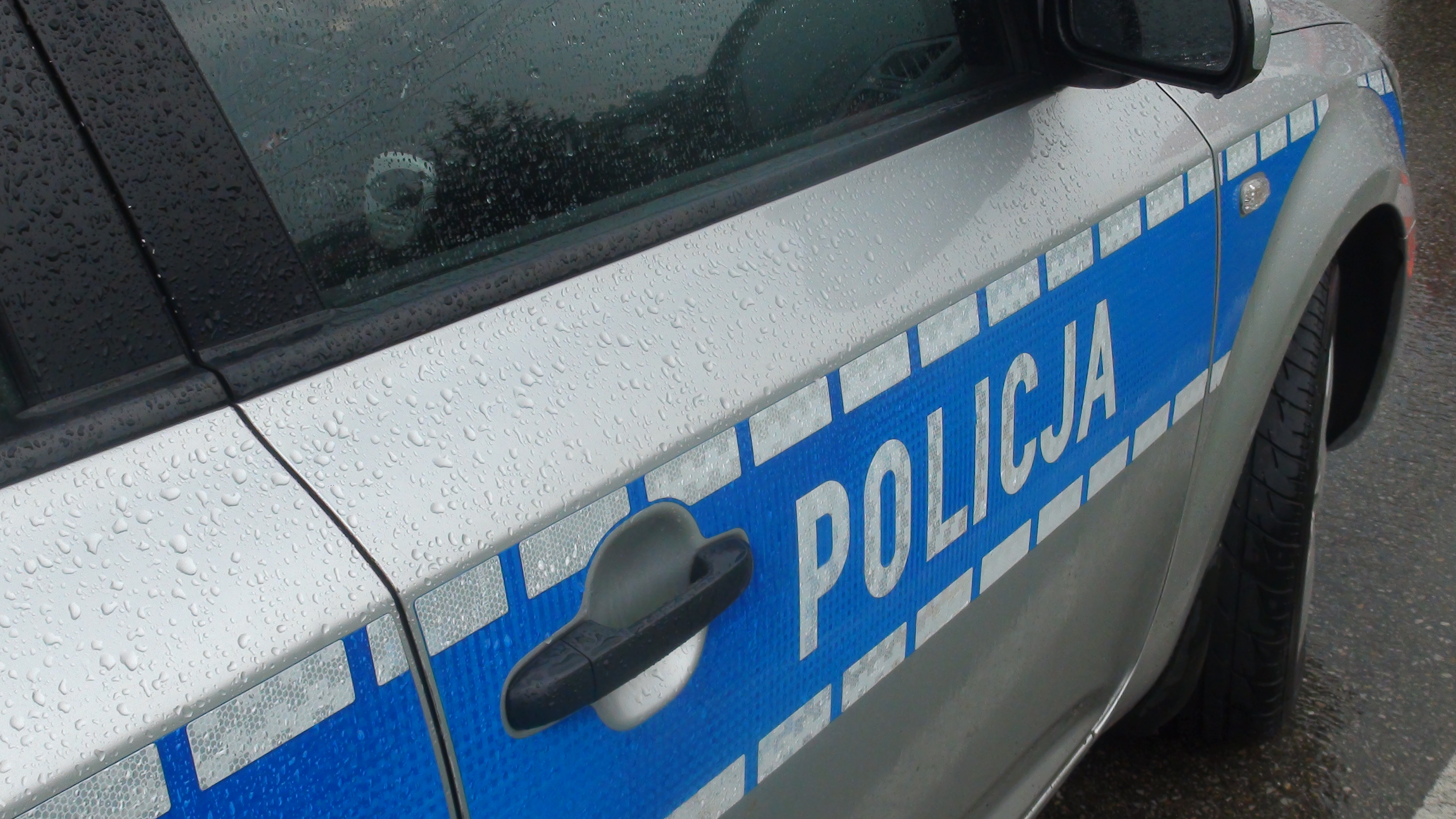 Lubomierz. 14-latek na skuterze wjechał w Mercedesa