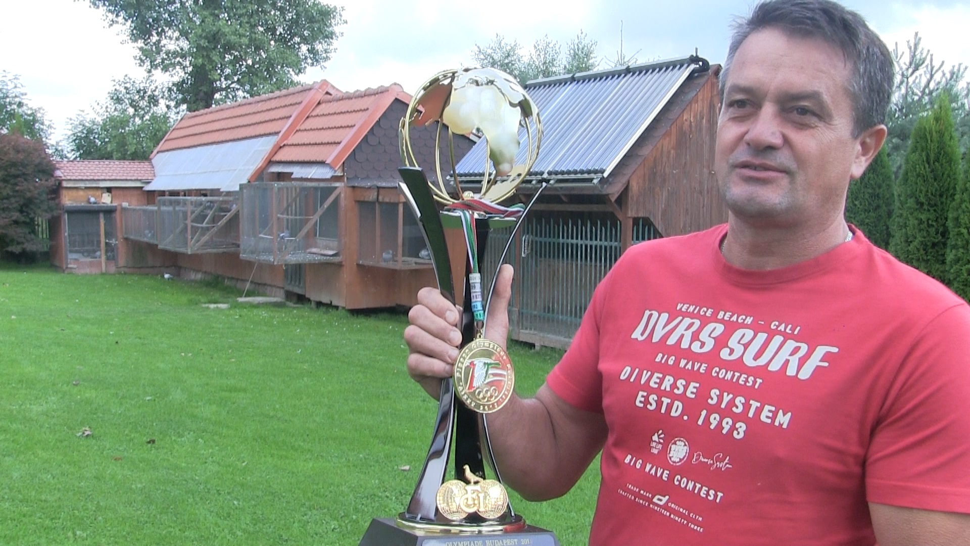 Dzisiaj Światowy Dzień Gołębia. O swojej pasji opowiada Jan Puto, hodowca gołębi pocztowych z Kasiny Wielkiej