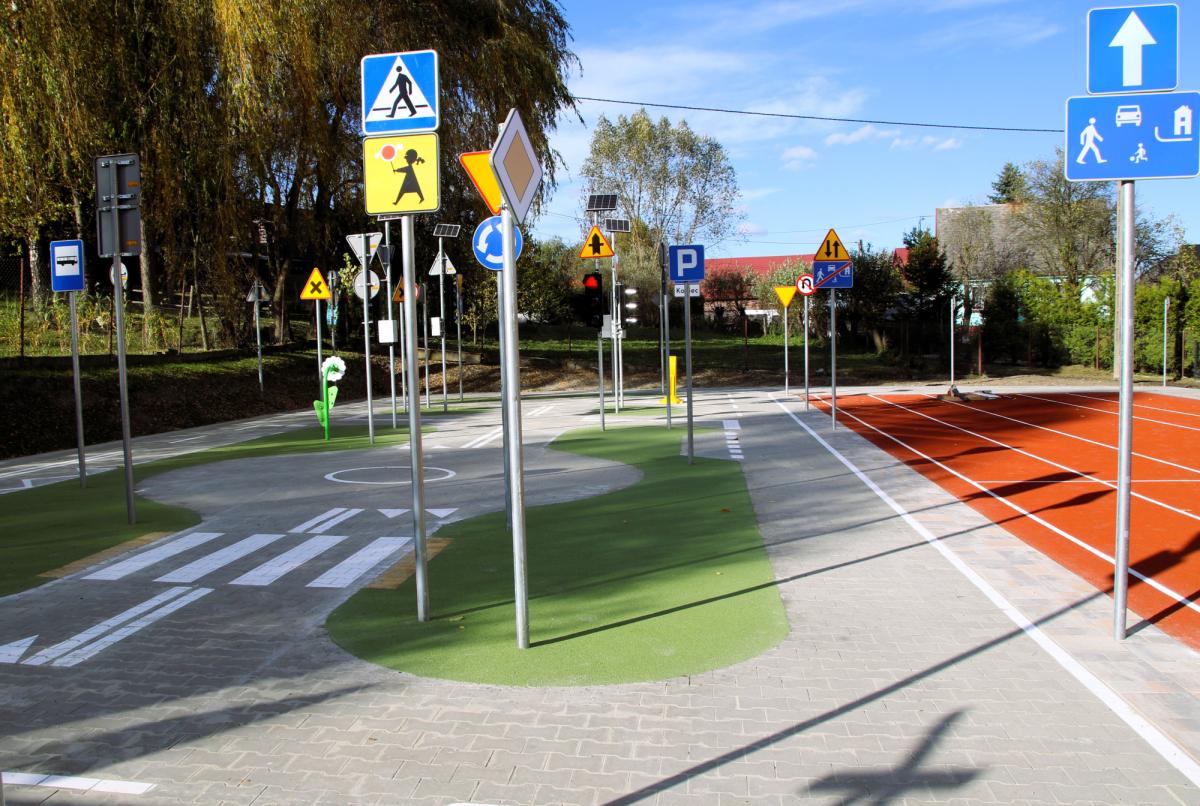 W Słopnicach otwarto nowoczesny obiekt sportowo-rekreacyjny