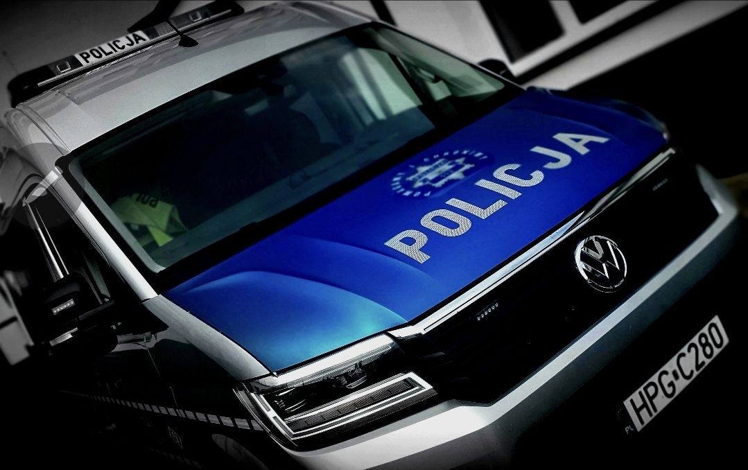 Olszówka. Po stłuczce samochód odjechał z miejsca zdarzenia