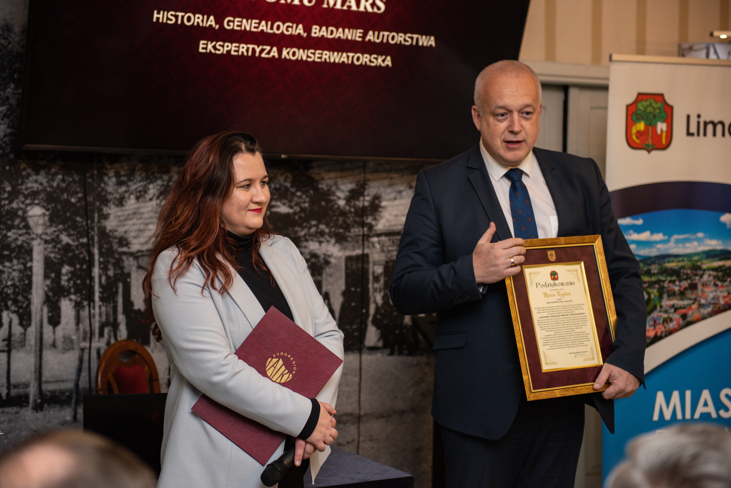 Bank Spółdzielczy w Limanowej przekazał zabytkowe portrety do muzeum
