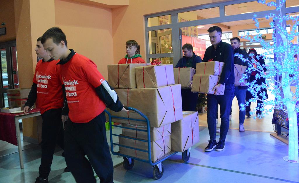 Szlachetna Paczka w Mszanie Dolnej. Wartość pomocy to ponad 214 tys. zł