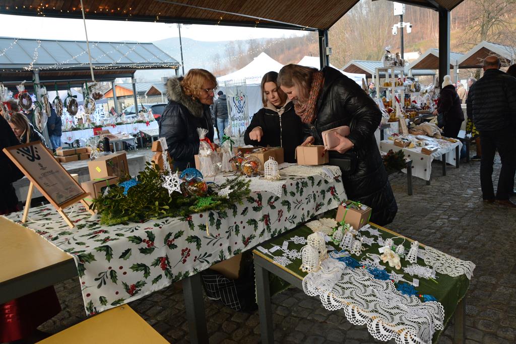Świątecznie w Mszanie Dolnej – Zagórzański Jarmark Bożonarodzeniowy