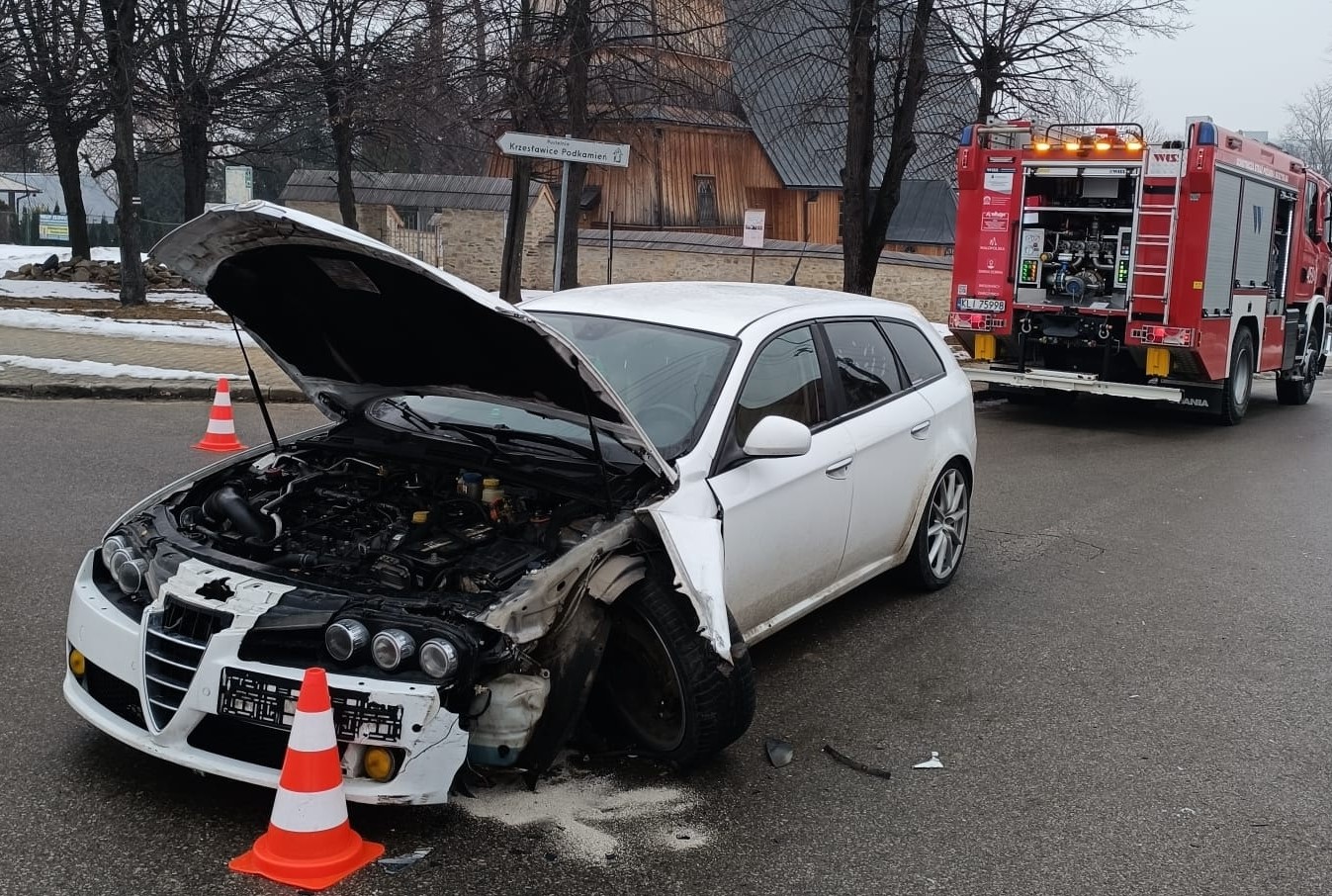 Skrzydlna. Stłuczka na głównym skrzyżowaniu