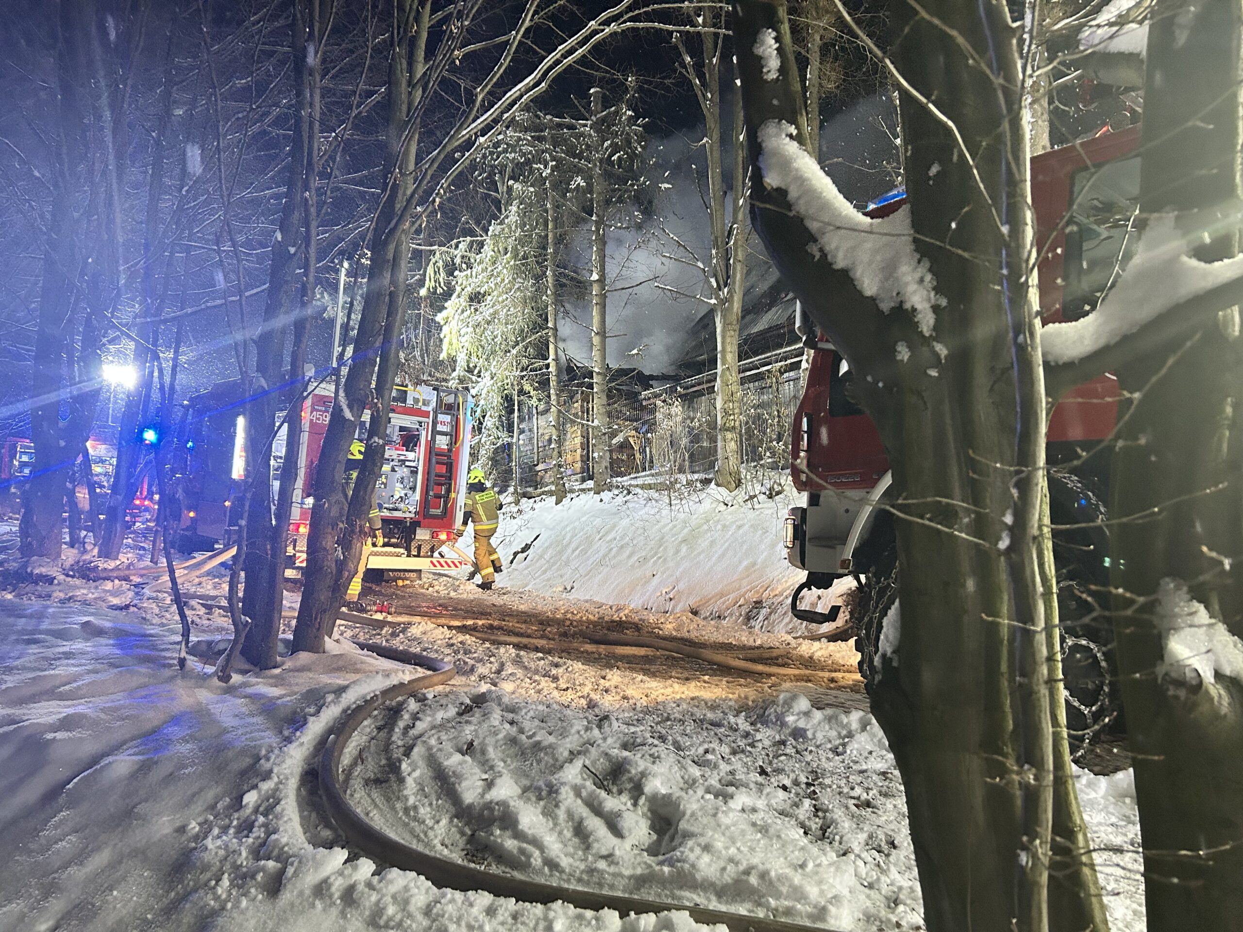 Mszana Dolna. Pożar budynku przy ulicy Krakowskiej