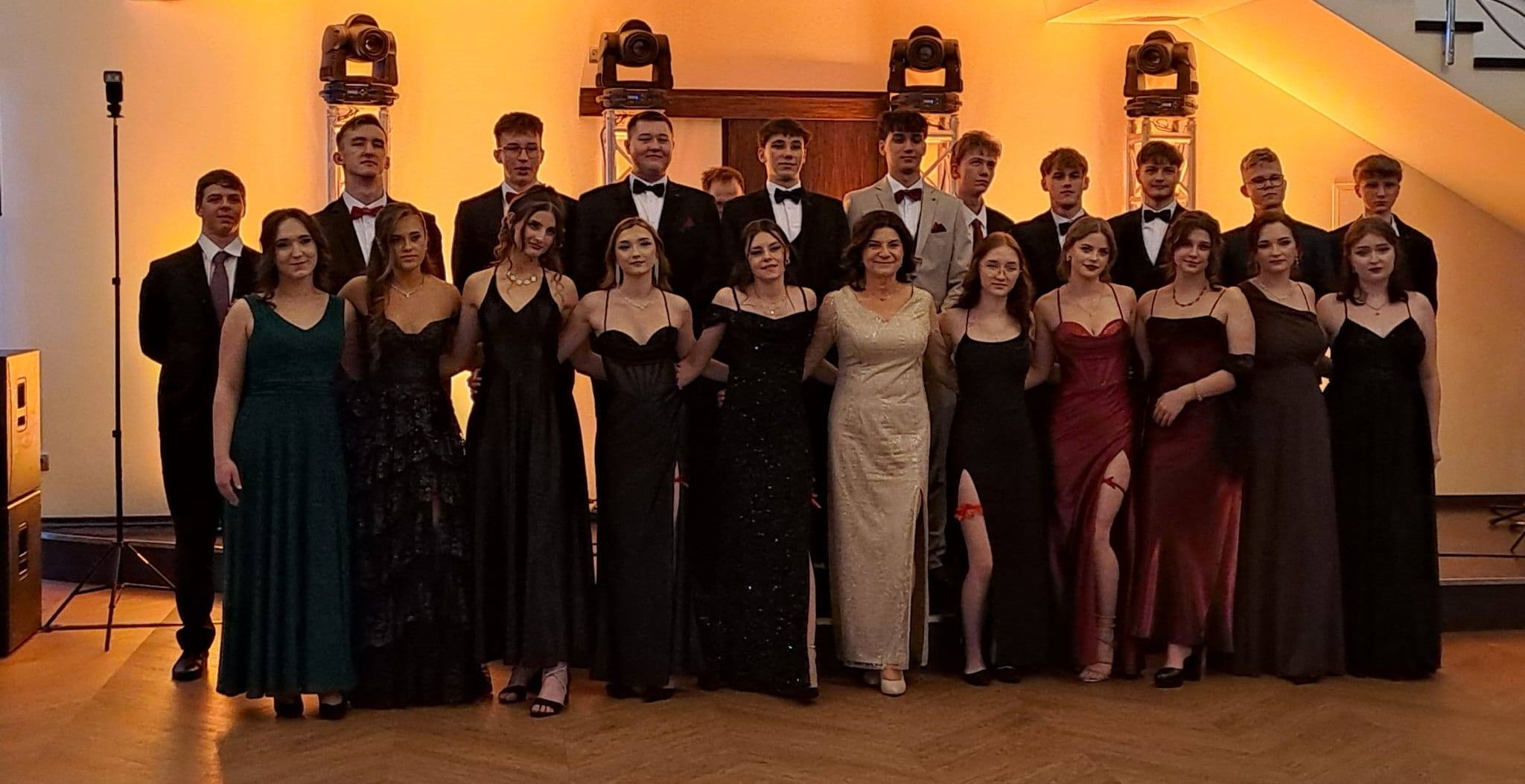 Bal studniówkowy Zespołu Szkół im. Komisji Edukacji Narodowej w Tymbarku