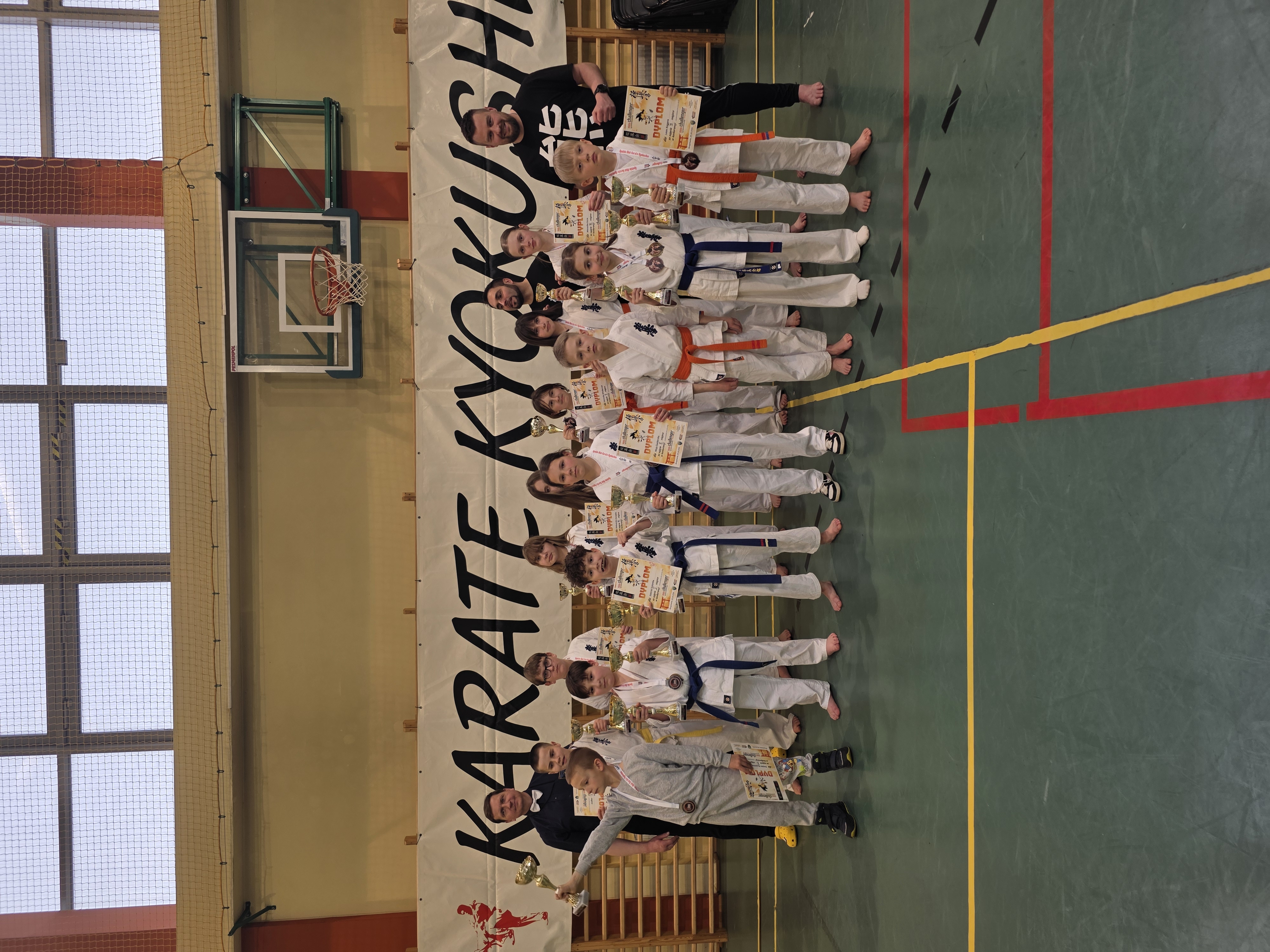 15 medali dla karateków Limanowskiego Klubu Kyokushin Karate w Chrząstowicach!