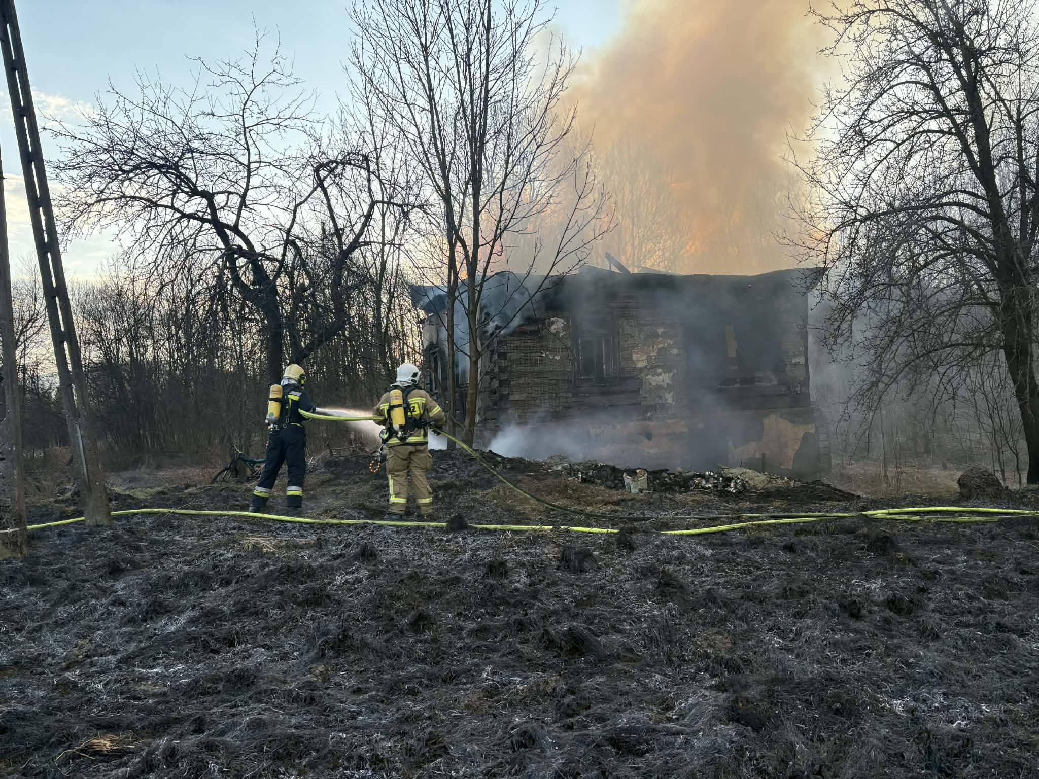 Region. Weekendowe interwencje strażaków i wyjazdy do pożarów traw