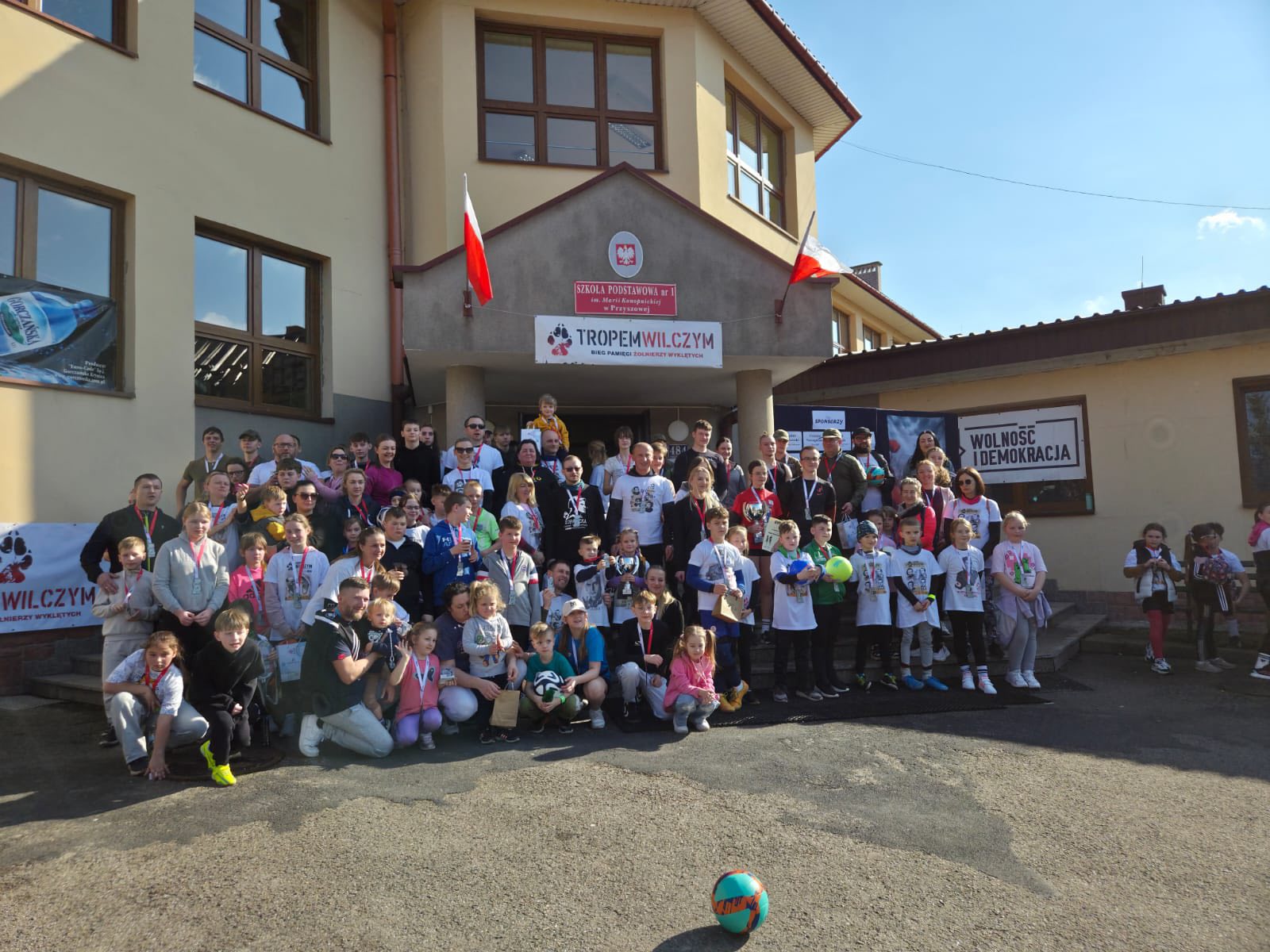 Bieg „Tropem Wilczym” w Przyszowej. W ten sposób uczczono pamięć Żołnierzy Wyklętych