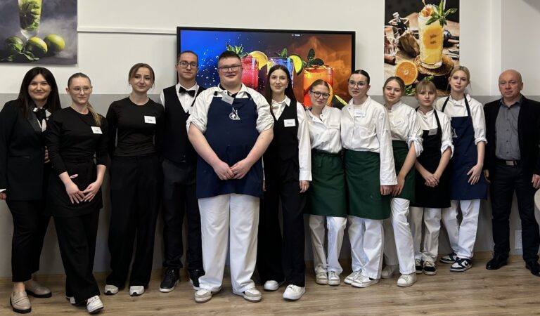 Zespół Szkół Nr 1 w Limanowej zaprezentował ofertę ósmoklasistom