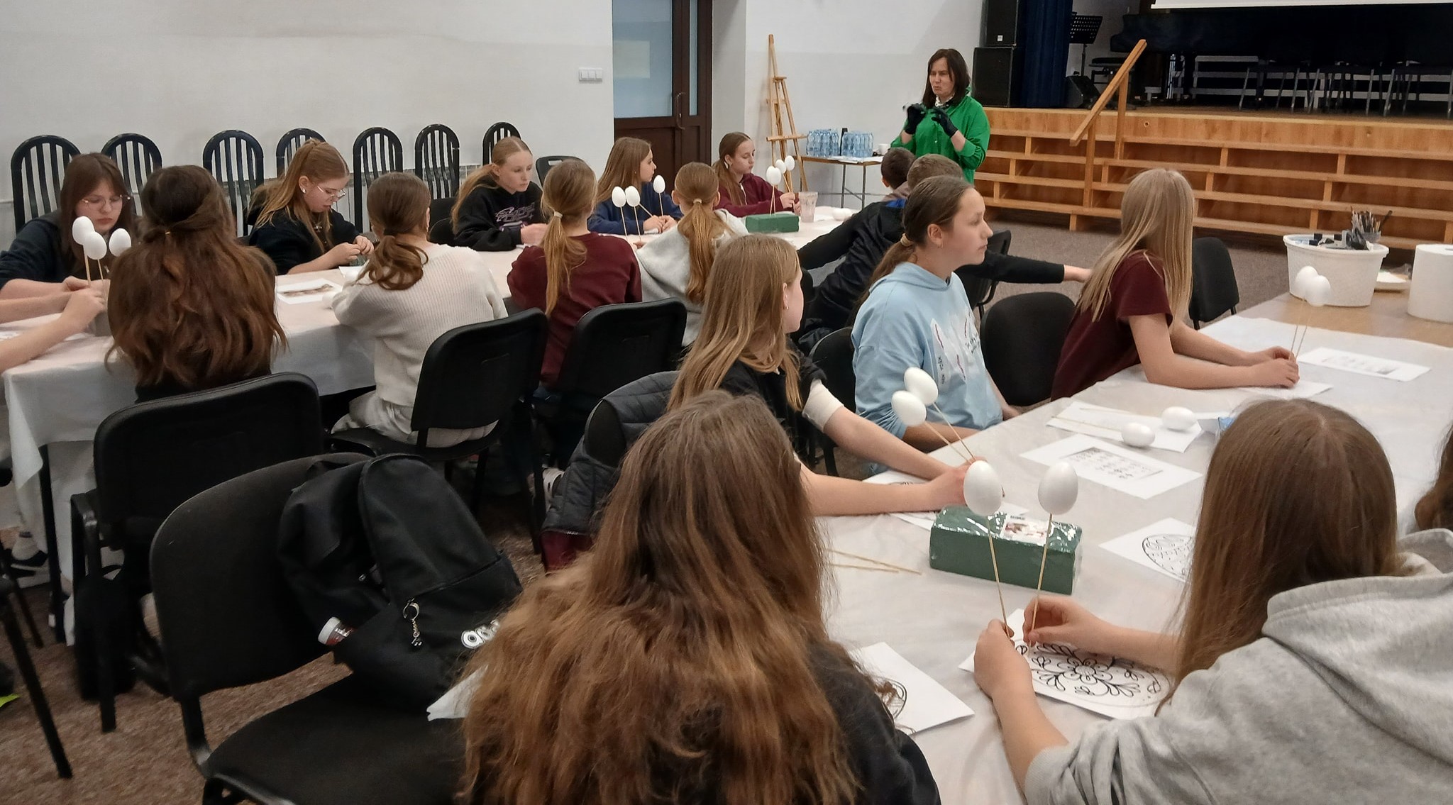 Uczniowie z gminy Niedźwiedź poznają zagórzańskie dziedzictwo