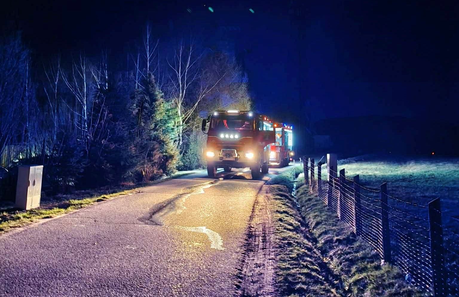 Lubomierz. Sauna stanęła w ogniu, akacji 10 strażaków