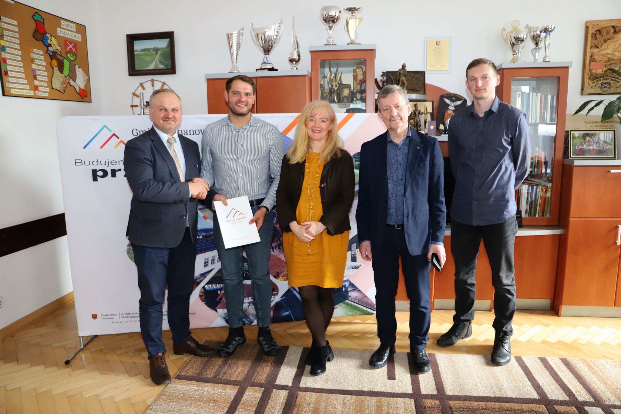 W Sowlinach, Siekierczynie, Kisielówce i Męcinie powstaną nowe place zabaw