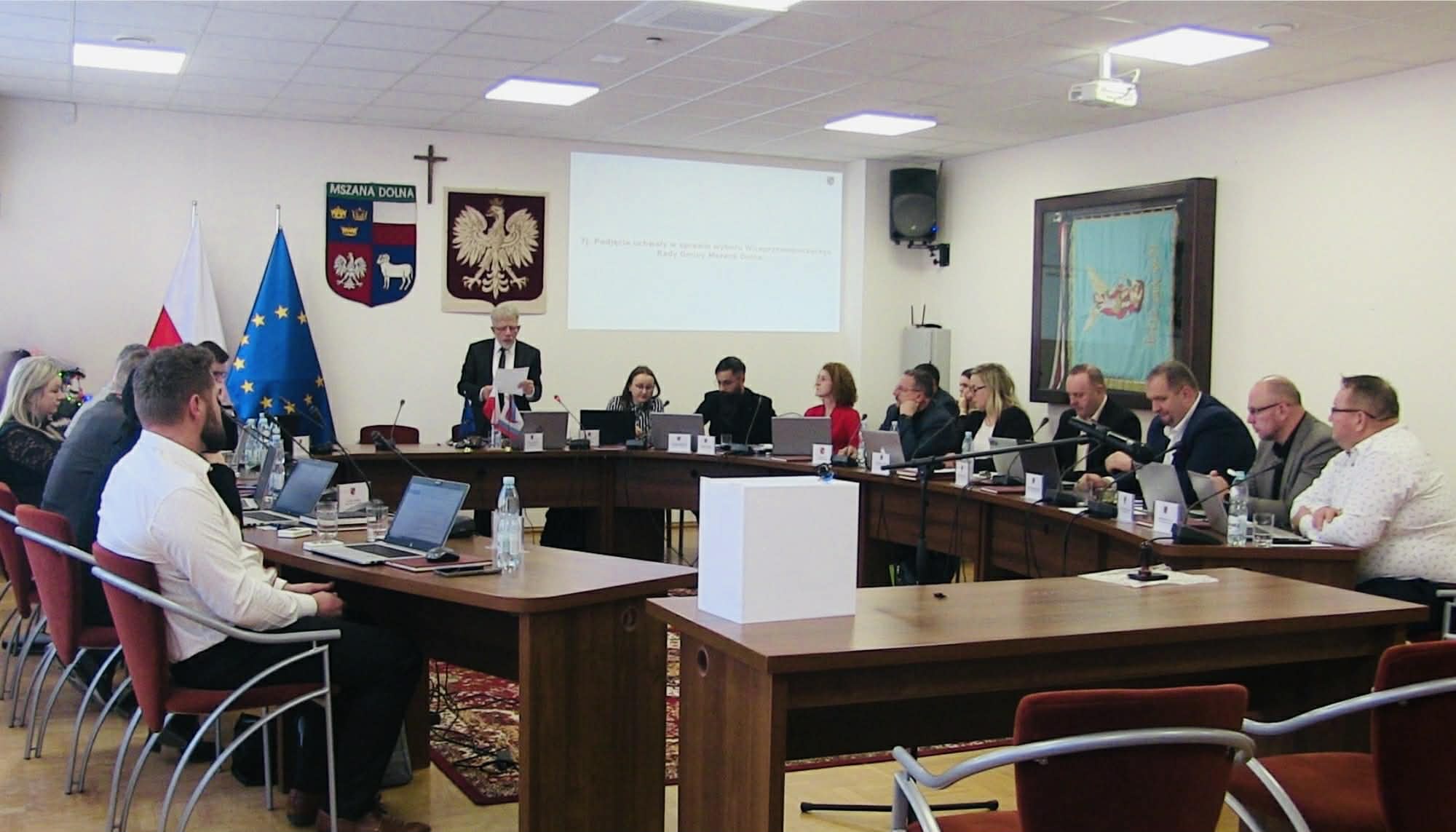 Zawiązał się komitet referendalny. Chcą odwołania Rady Gminy Mszana Dolna