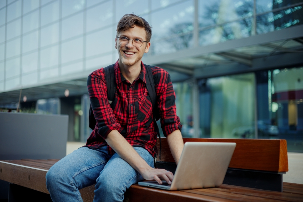 Poznaj najlepsze studia licencjackie – ranking 2026! Jakie kierunki warto wybrać w tym roku?