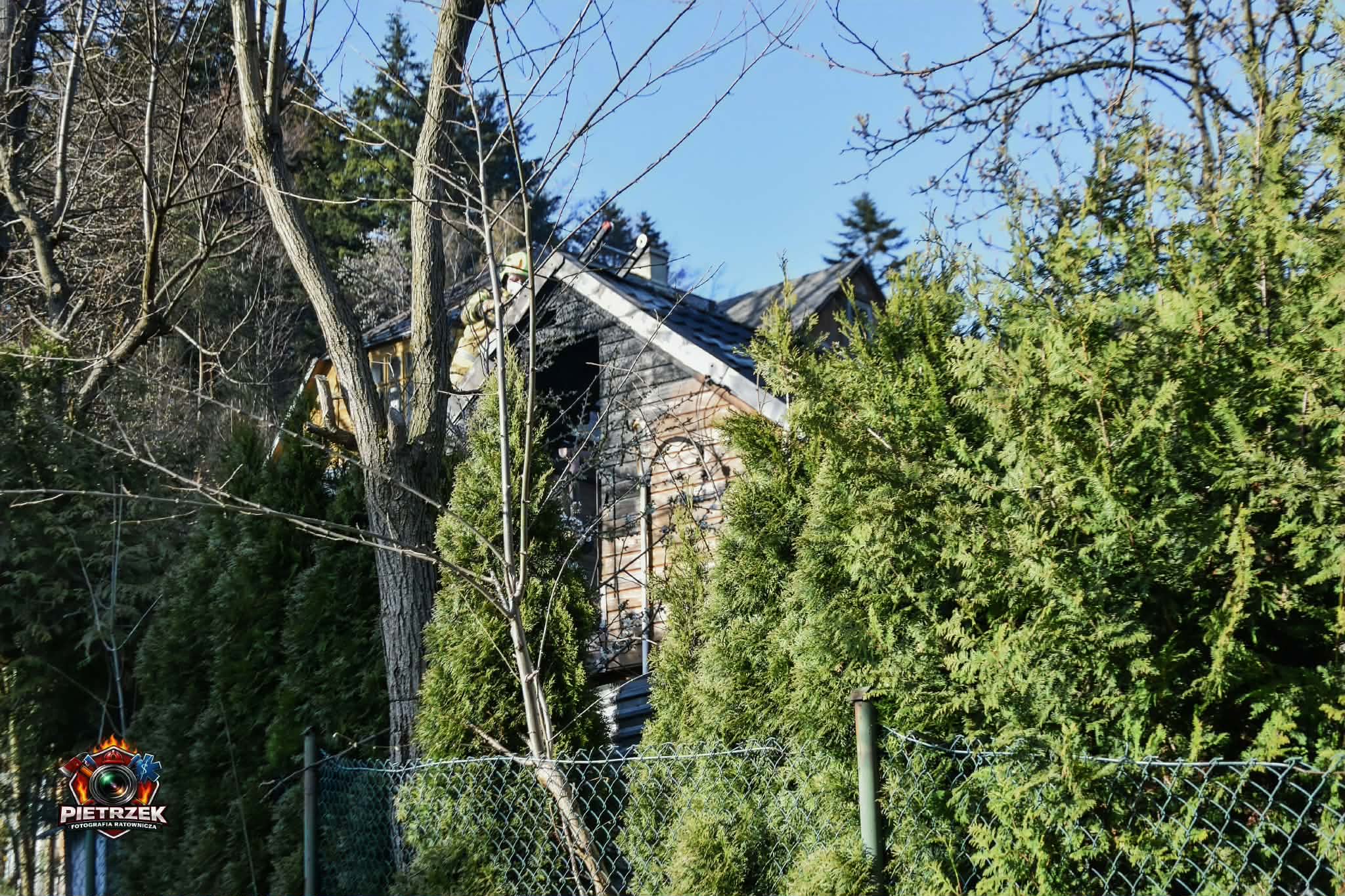 Mszana Dolna. Pożar budynku gospodarczego przy ulicy Leśnej