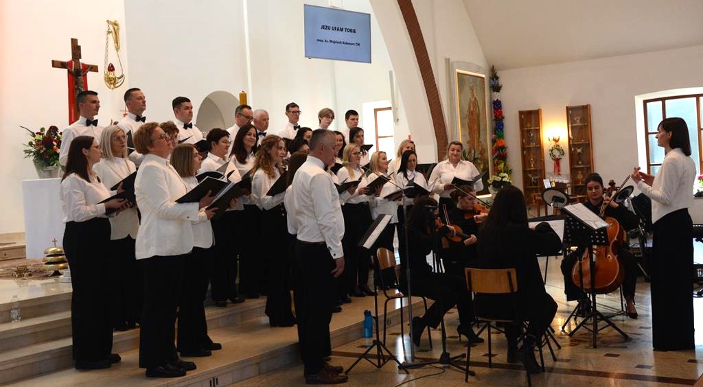 Zaczęło się od Akatystu. Chór „Iskra” obchodził 15-lecie działalności