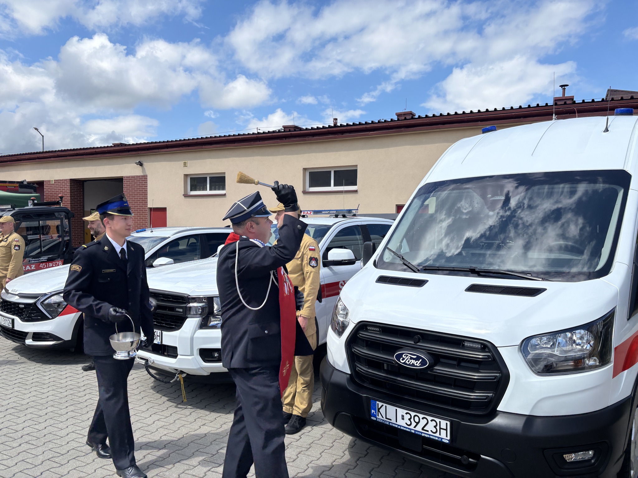 Powiatowe uroczystości Dnia Strażaka. Relacja filmowa z wydarzenia