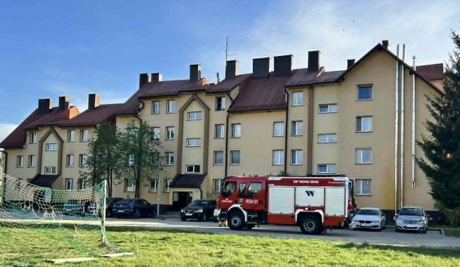 Ewakuacja mieszkańców bloku przy ul. Krakowskiej w Mszanie Dolnej: poczuli woń ulatniającego się gazu