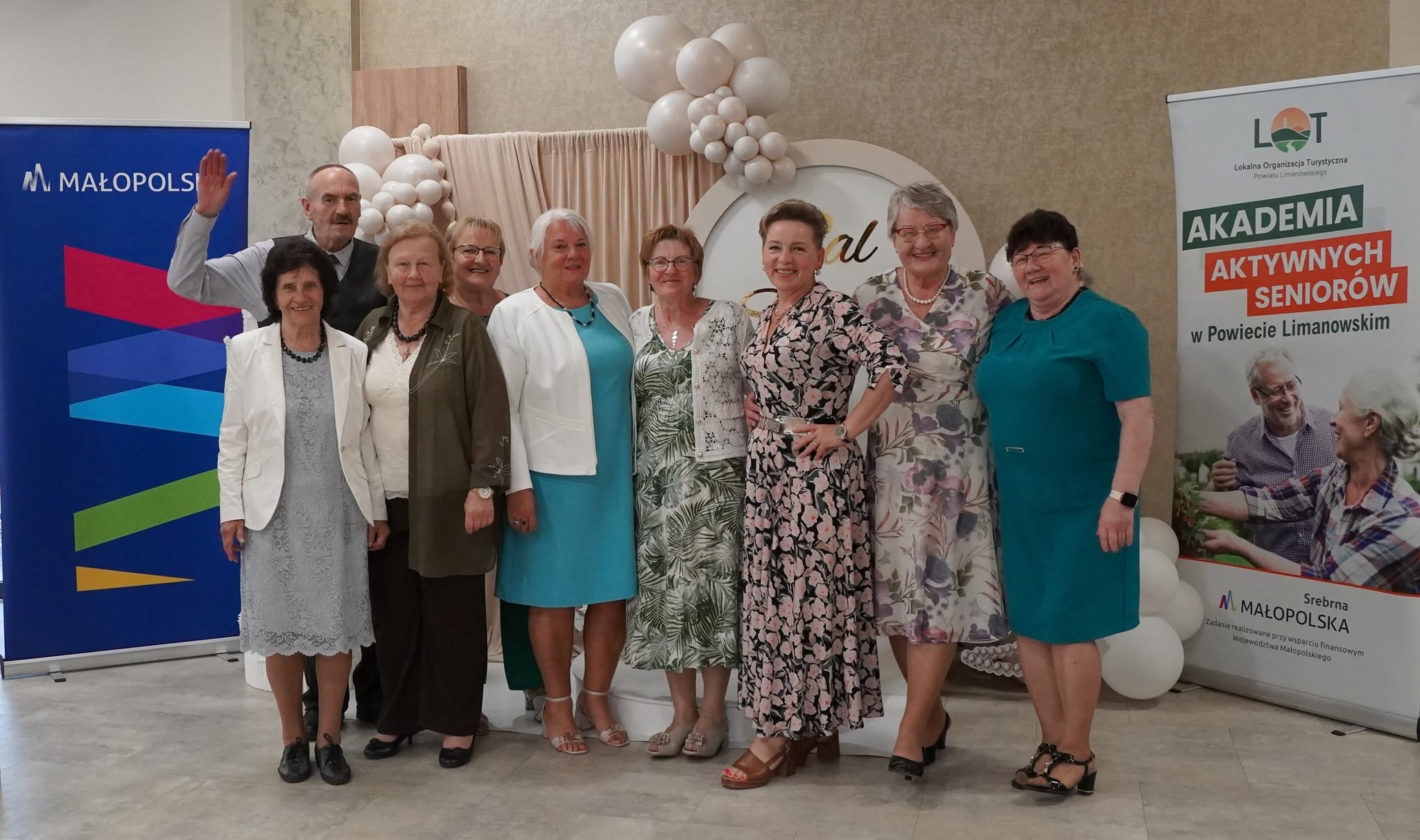 Lokalna Organizacja Turystyczna Powiatu Limanowskiego zaprosiła seniorów na bal