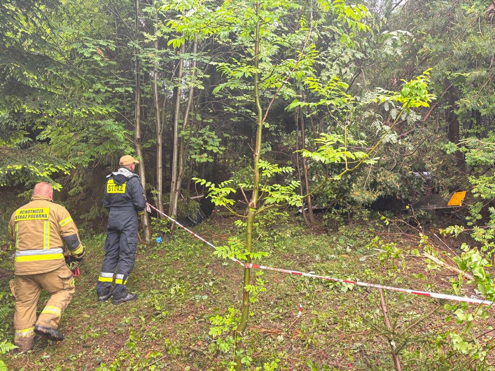 Kasina Wielka. To był komercyjny lot 30-letniego pilota śmigłowca, który rozbił się w masywie góry Lubogoszcz