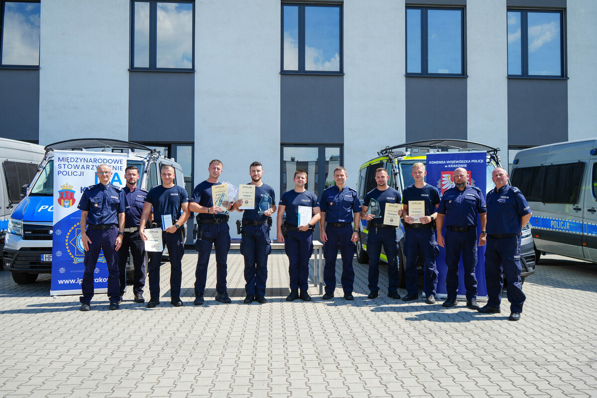 Limanowscy policjanci z małopolskim tytułem „patrolu roku”