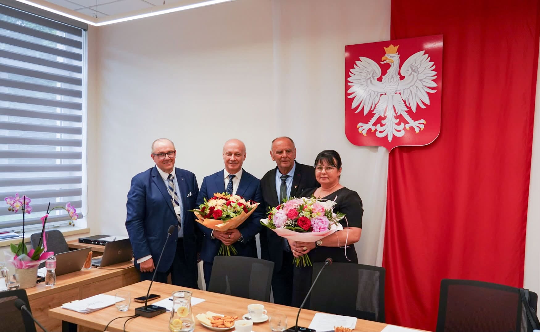 Pierwsza sesja absolutoryjna w gminie Szczawa. Wójt Janusz Opyd z poparciem radnych