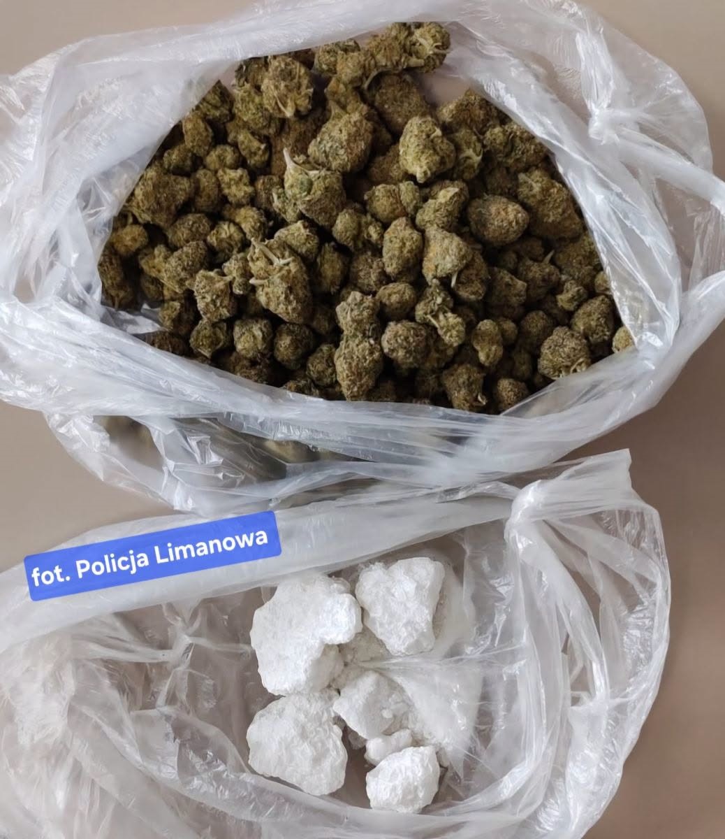 40-latek zatrzymany z narkotykami. Policjanci zabezpieczyli marihuanę i mefedron