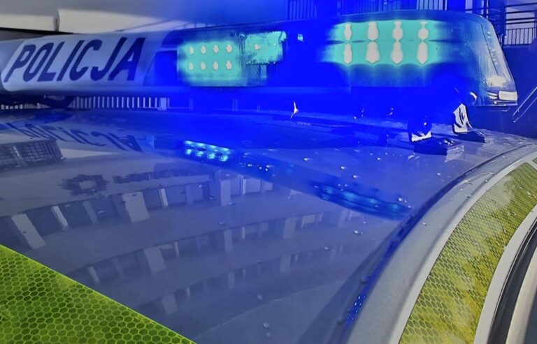 Jurków. Nastlatek bez uprawnień z pomilami spowodował stłuczkę