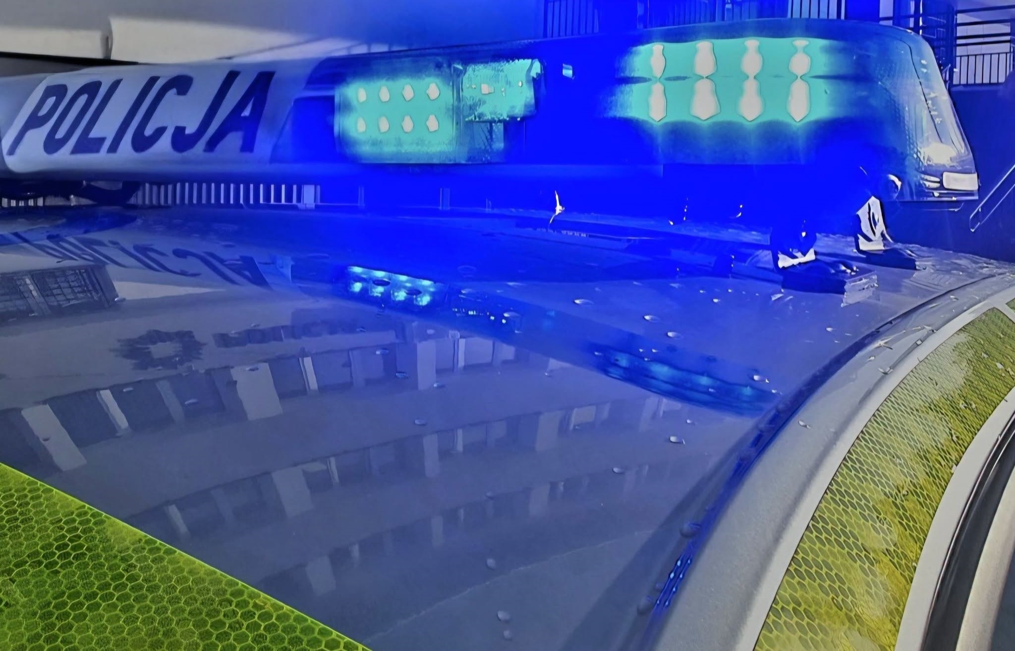 Jurków. Nastolatek bez uprawnień z promilami spowodował stłuczkę