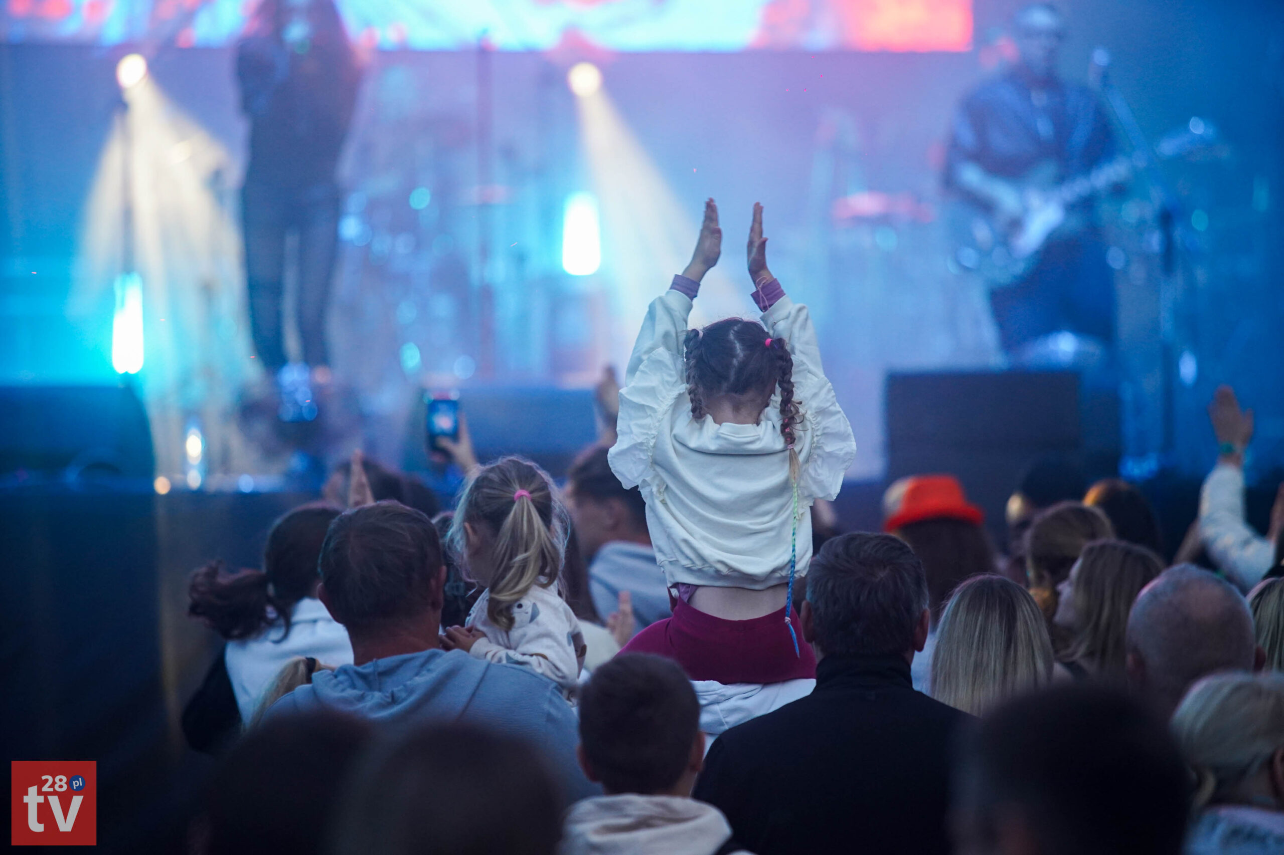 Trwają Dni Limanowej. Zapraszamy na niedzielę i koncert legendy polksiego rocka – zespołu IRA