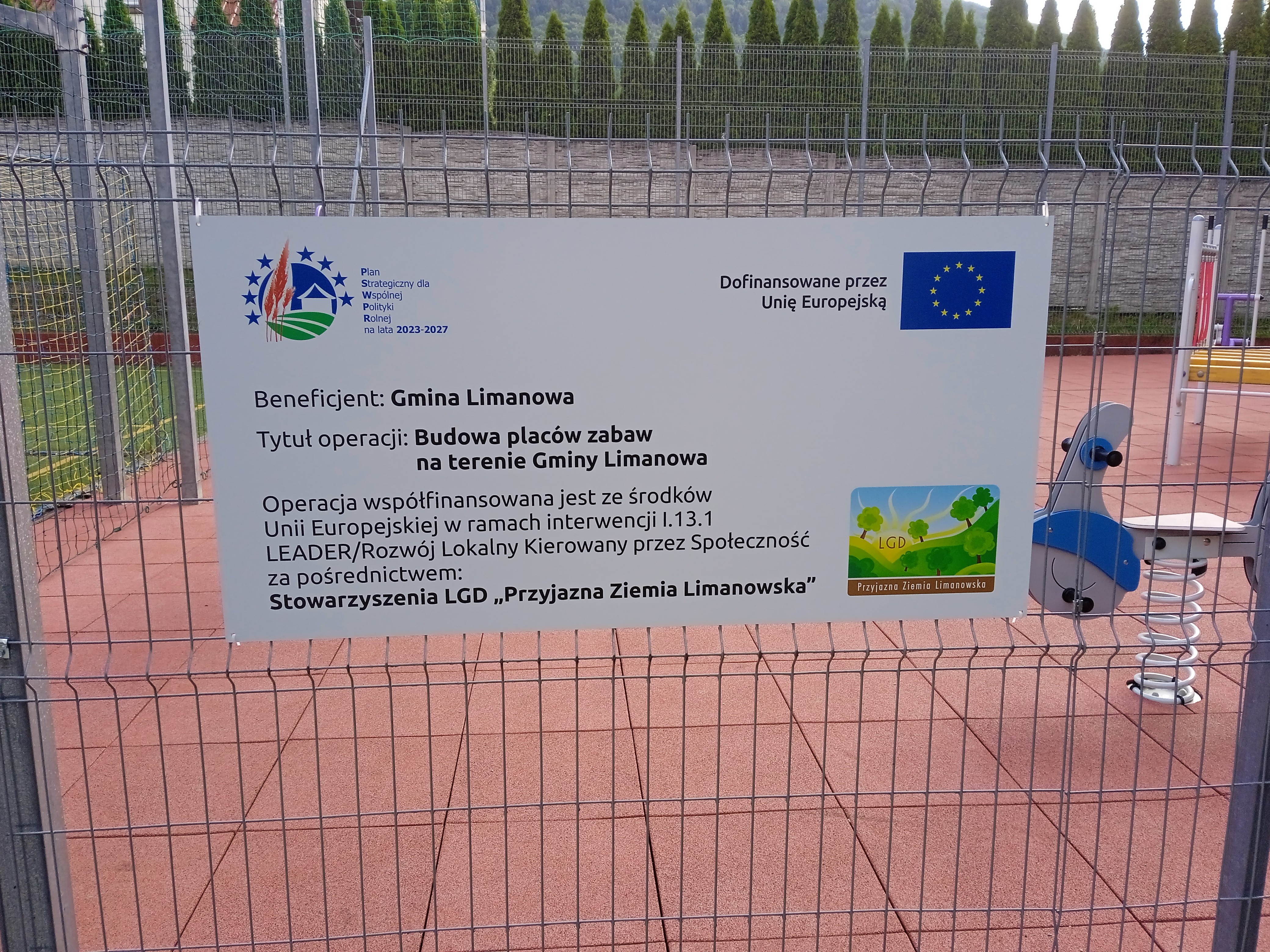 Zakończyły się prace na placu zabaw w Sowlinach. Wartość inwestycji to ponad 100 tys. zł