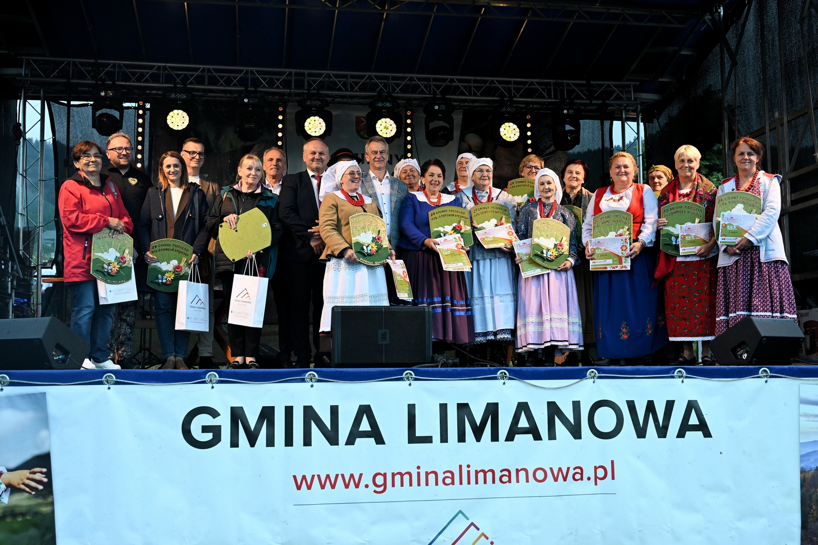 Relacja z 27. Gminnego Przeglądu Dorobku Kulturalnego i Kulinarnego Kół Gospodyń Wiejskich w Pisarzowej