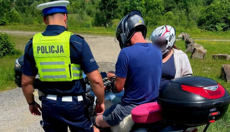Policjanci podsumowali pierwszą część wakacji: 9 wypadków, 78 kolizji i ponad 1200 kontroli pojazdów
