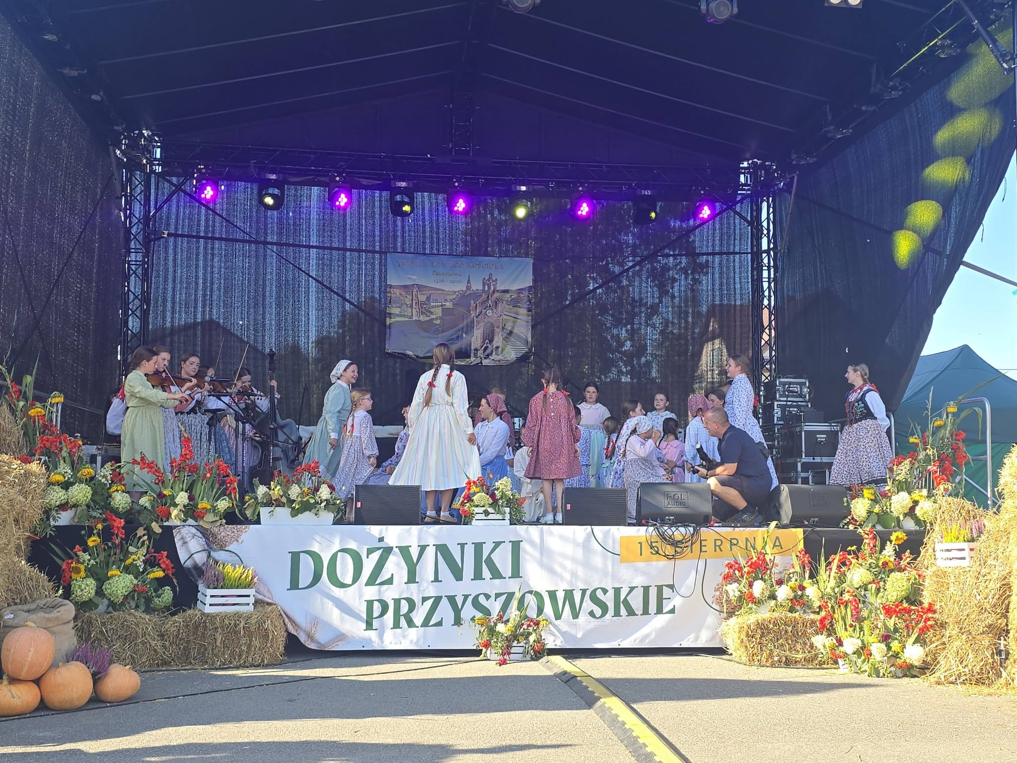 Podwójne święto w Przyszowej: tradycyjne dożynki i 700-lecie parafii