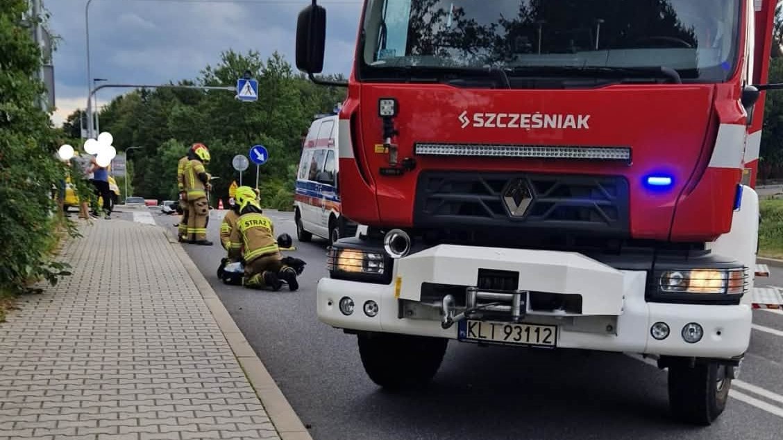 Laskowa. Zderzenie motocykla z samochodem dostawczym