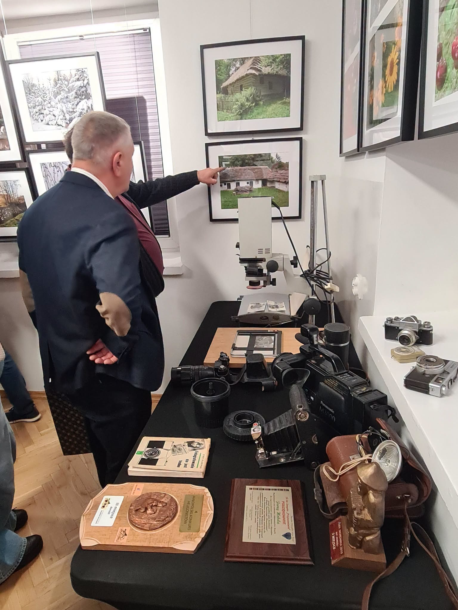 Łukowica. Wystawa fotografii Jerzego Hebdy w Małej Galerii